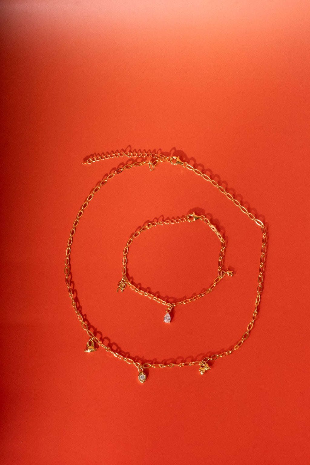 Figaro Charm Bracelet Golden